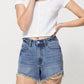 DISTRESSED RIGID MOM SHORTS